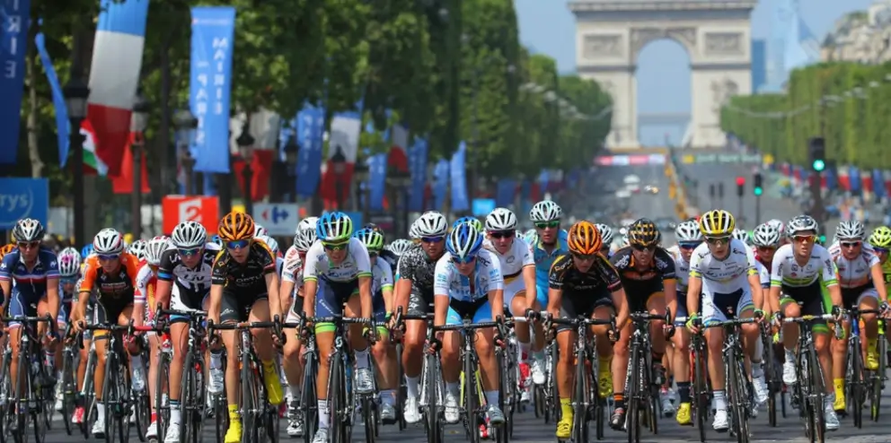 투르 드 프랑스는 매년 7월에 열리는 사이클링 대회중에 가장 인지도 있는 세계직인 대회.